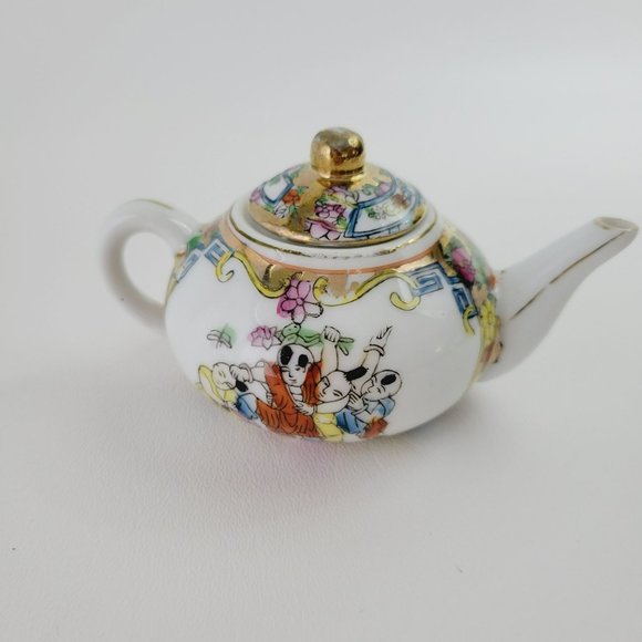 Small Hand Painted Chinese Tea Ceremony Set Gold Trim Male Figures Bright Flower - Picture 5 of 13